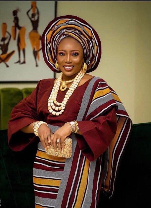 2026/09/1004172079-1.jpg Elegant Yoruba Aso Oke Traditional Outfit